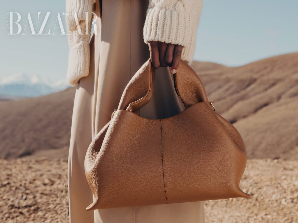 Chiếc túi xách giá mềm chinh phục Phương Ly, Phương Mỹ Chi và Phương Anh Đào缩略图 Chiếc túi xách giá mềm chinh phục Phương Ly, Phương Mỹ Chi và Phương Anh Đào缩略图