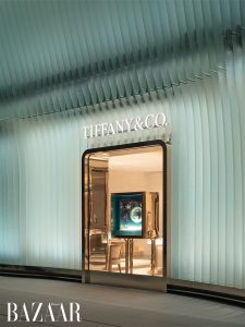 Tập đoàn LVMH khẳng định Hoa Kỳ, Trung Quốc đang hồi phục缩略图