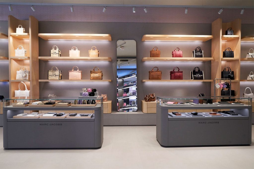 Tập đoàn LVMH chia tay Marc Jacobs sau 30 năm song hành缩略图