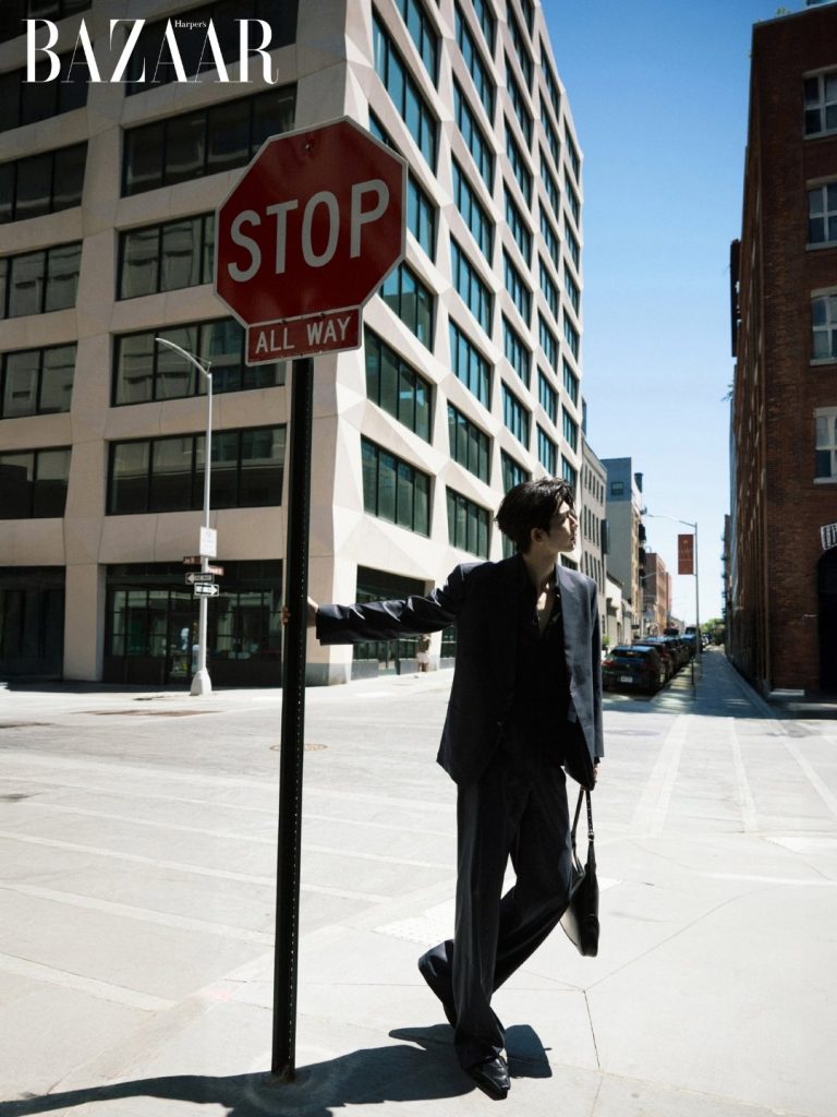 Dự show Gucci ở New York, Trương Lăng Hách lên top trending缩略图