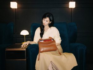 Bộ sưu tập túi xách LOEWE thú vị của “nàng Kiều” Trần Đô Linh缩略图