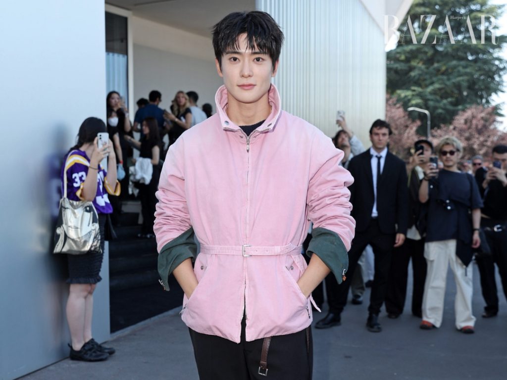 Phái đẹp có thể “vay mượn” điều gì từ front row Prada Men Xuân Hè 2027?缩略图