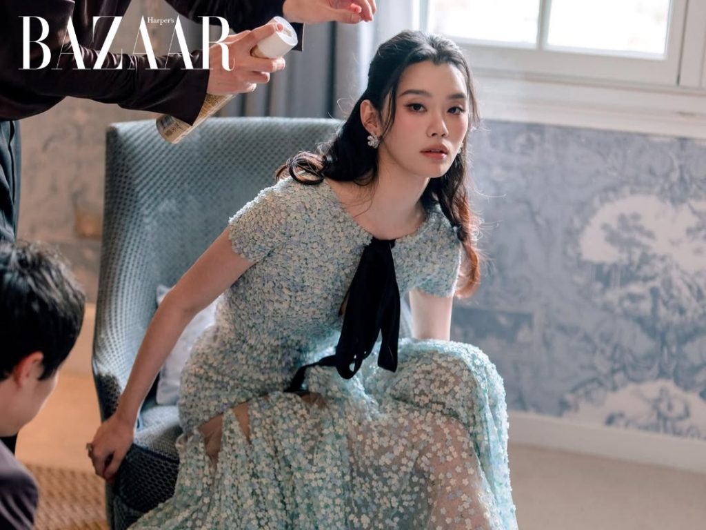 Hề Mộng Dao đeo trang sức cưới gần 180 tỷ đồng, ý nghĩa đáng quan tâm hơn giá trị缩略图 Hề Mộng Dao đeo trang sức cưới gần 180 tỷ đồng, ý nghĩa đáng quan tâm hơn giá trị缩略图