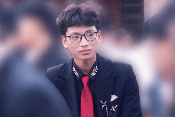Profile &amp;apos;nhìn mà mê&amp;apos; của thủ khoa khối A00 duy nhất đạt điểm tuyệt đối 30/30缩略图