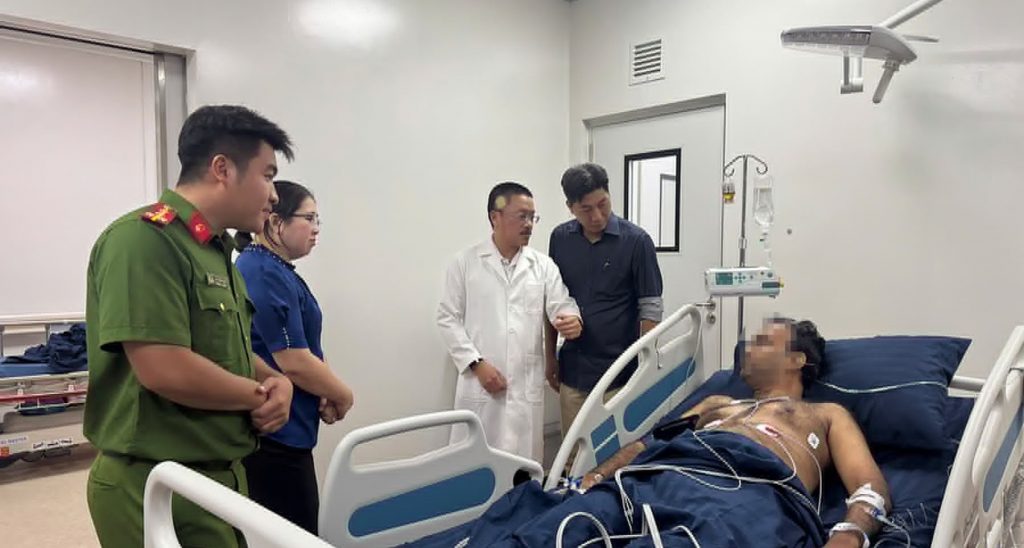 An Giang thông tin vụ lật ca nô tại Phú Quốc khiến 15 người tử vong缩略图 An Giang thông tin vụ lật ca nô tại Phú Quốc khiến 15 người tử vong缩略图