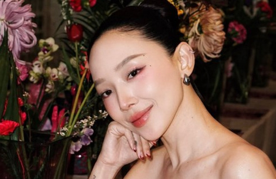 Ca sĩ Tóc Tiên gây chú ý khi khoe tìm được hạnh phúc nơi xứ người缩略图 Ca sĩ Tóc Tiên gây chú ý khi khoe tìm được hạnh phúc nơi xứ người缩略图