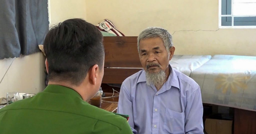 Người đàn ông đâm bạn tử vong vì xúc phạm mẹ mình缩略图 Người đàn ông đâm bạn tử vong vì xúc phạm mẹ mình缩略图