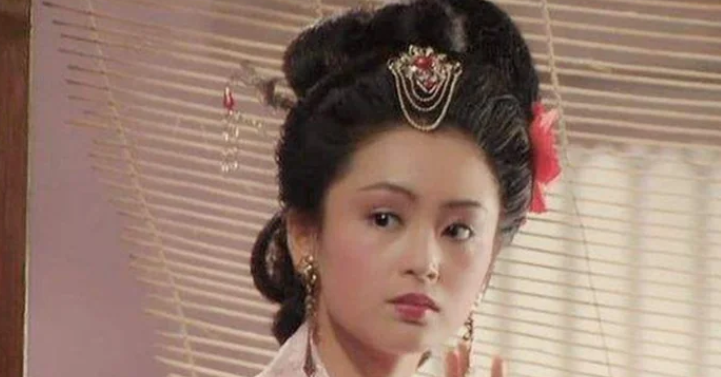 Nhan sắc 'Điêu Thuyền đẹp nhất' Trần Hồng khiến khán giả nhớ mãi缩略图 Nhan sắc 'Điêu Thuyền đẹp nhất' Trần Hồng khiến khán giả nhớ mãi缩略图