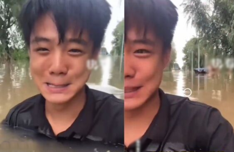 Nước ngập đến cổ mà nhân viên vẫn đi làm, ông chủ kinh hãi nhờ người giải cứu缩略图 Nước ngập đến cổ mà nhân viên vẫn đi làm, ông chủ kinh hãi nhờ người giải cứu缩略图