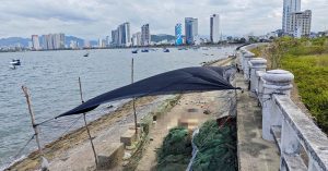 Phát hiện thi thể người đàn ông tại bờ kè biển ở Nha Trang缩略图