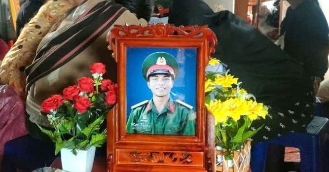 Quân nhân 20 tuổi hy sinh tính mạng cứu hai người bị điện giật缩略图 Quân nhân 20 tuổi hy sinh tính mạng cứu hai người bị điện giật缩略图