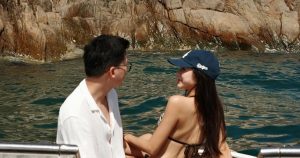 Từng gây sốt vì được chồng tặng ô tô ngay trong hôn lễ, cuộc sống hiện tại của mỹ nhân VTV sau gần 2 năm kết hôn缩略图