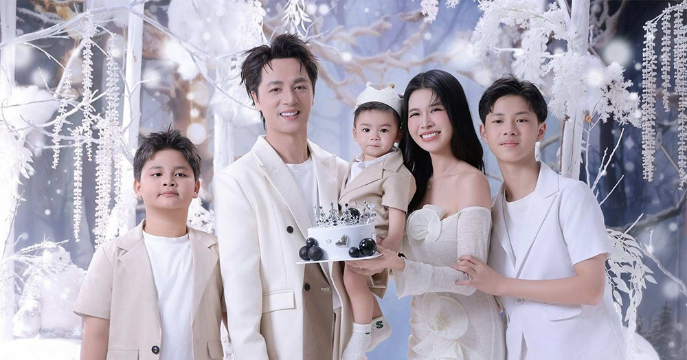 2 nam ca sĩ sinh con một bề: Người làm bạn với vợ cũ, người hạnh phúc gần 20 năm缩略图 2 nam ca sĩ sinh con một bề: Người làm bạn với vợ cũ, người hạnh phúc gần 20 năm缩略图
