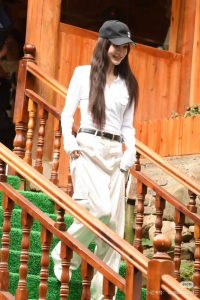 Angelababy và công thức mặc đơn giản nhưng vẫn nổi bật缩略图