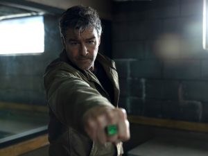 Ở tuổi 60, Kyle Chandler vẫn là siêu anh hùng của phim Lanterns缩略图