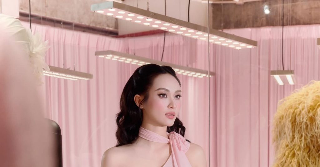 Á hậu Vũ Thúy Quỳnh lên tiếng về thông tin mang thai với thiếu gia Đức Phạm缩略图 Á hậu Vũ Thúy Quỳnh lên tiếng về thông tin mang thai với thiếu gia Đức Phạm缩略图