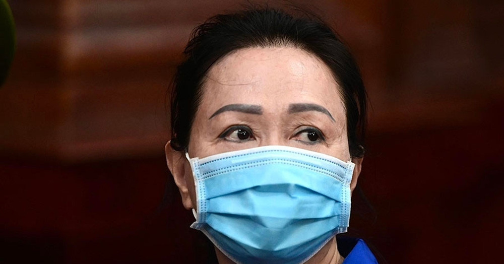 Đang đấu giá bộ trang sức kim cương 25 tỷ đồng của bà Trương Mỹ Lan缩略图 Đang đấu giá bộ trang sức kim cương 25 tỷ đồng của bà Trương Mỹ Lan缩略图