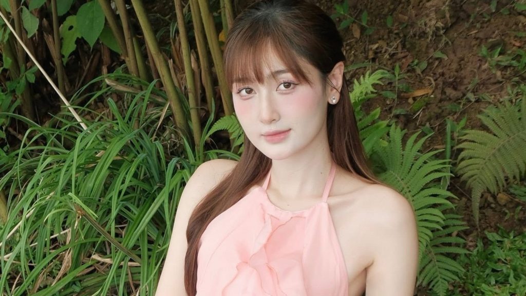 Diễn viên Ngọc Thủy 'Bước chân vào đời” tố bạn diễn sàm sỡ, đã nhận lời xin lỗi缩略图 Diễn viên Ngọc Thủy 'Bước chân vào đời” tố bạn diễn sàm sỡ, đã nhận lời xin lỗi缩略图