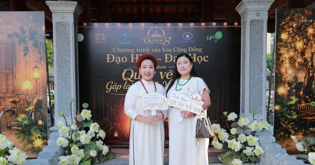 'Duyên 8': Khi nghệ thuật đánh thức đạo hiếu – đạo học giữa lòng Hà Nội缩略图 'Duyên 8': Khi nghệ thuật đánh thức đạo hiếu – đạo học giữa lòng Hà Nội缩略图