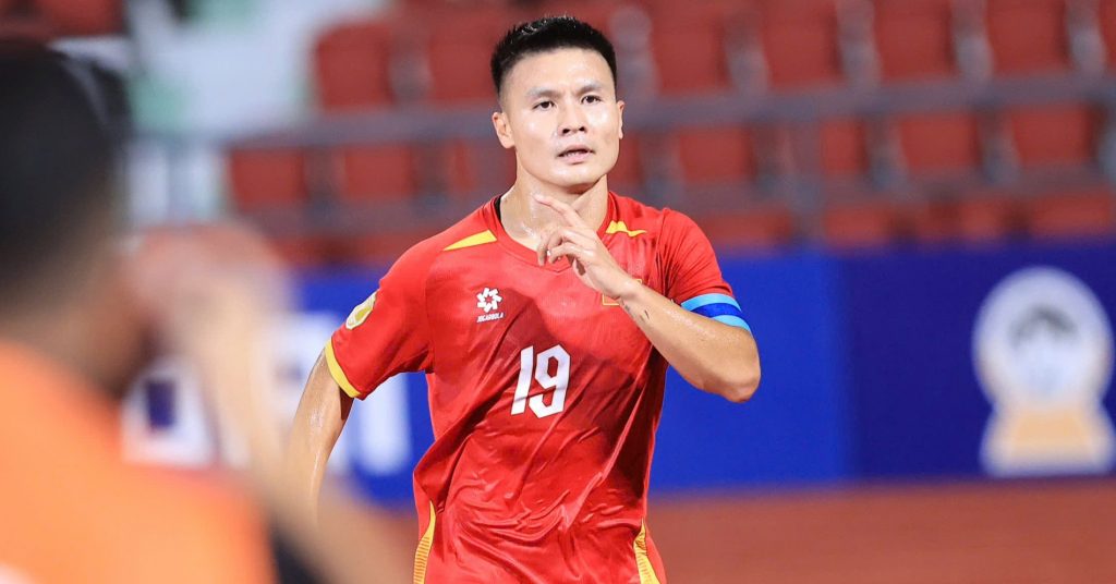 Hai Long và Quang Hải ghi bàn, tuyển Việt Nam đánh bại Thái Lan缩略图 Hai Long và Quang Hải ghi bàn, tuyển Việt Nam đánh bại Thái Lan缩略图