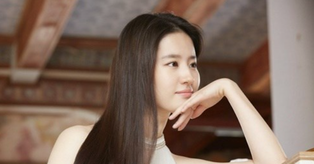 Lưu Diệc Phi diện đồ bình dân, mặt mộc vẫn khiến người đối diện khó rời mắt缩略图 Lưu Diệc Phi diện đồ bình dân, mặt mộc vẫn khiến người đối diện khó rời mắt缩略图