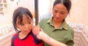 Người dân kể phút lốc xoáy cuốn qua: &amp;apos;Gió rít mạnh, các con tôi hoảng loạn bỏ chạy&amp;apos;缩略图