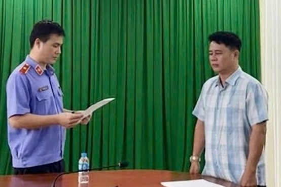 Quá trình sửa hồ sơ ‘đổi trắng thay đen' vụ nữ sinh tử vong ở Vĩnh Long缩略图 Quá trình sửa hồ sơ ‘đổi trắng thay đen' vụ nữ sinh tử vong ở Vĩnh Long缩略图