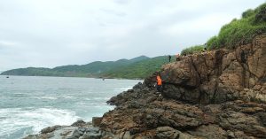 Vụ 4 người bị sóng cuốn ở Sơn Trà: Khẩn trương tìm 2 cô gái mất tích缩略图