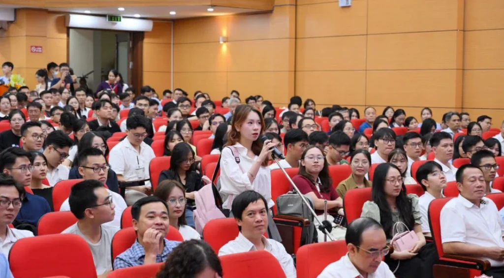780 tân bác sĩ 'tranh' suất bác sĩ nội trú缩略图 780 tân bác sĩ 'tranh' suất bác sĩ nội trú缩略图