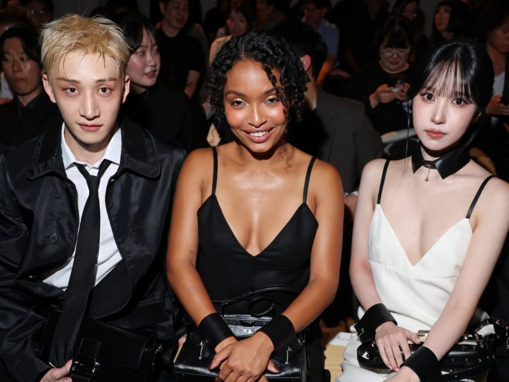 Bang Chan (Stray Kids), Mina (TWICE) bước vào thế giới gương của Fendi Xuân Hè 2027缩略图
