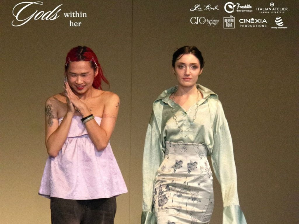 gods within her: Bản lĩnh của nhà thiết kế Việt trẻ tuổi tại Milan缩略图 gods within her: Bản lĩnh của nhà thiết kế Việt trẻ tuổi tại Milan缩略图