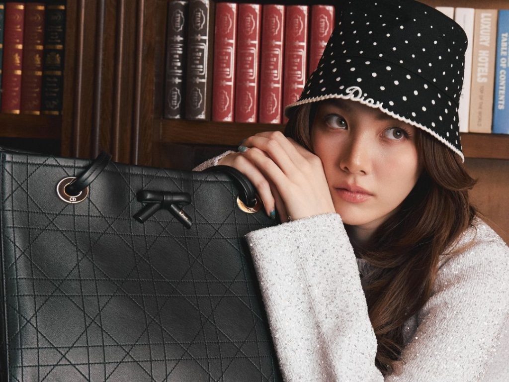 Dior Promenade Shopper: Túi xách “thiên biến vạn hoá” từ Jonathan Anderson缩略图