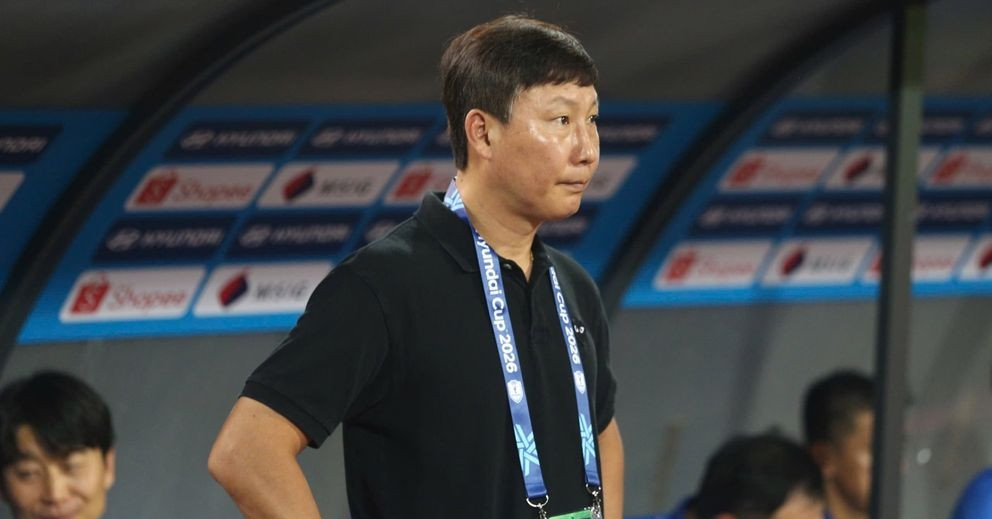 HLV Kim Sang-sik: &amp;apos;Tôi thấy xấu hổ khi thua Thái Lan thế này&amp;apos;缩略图