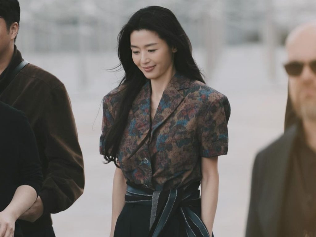 Phải chăng Jun Ji Hyun và Louis Vuitton đã đường ai nấy đi?缩略图