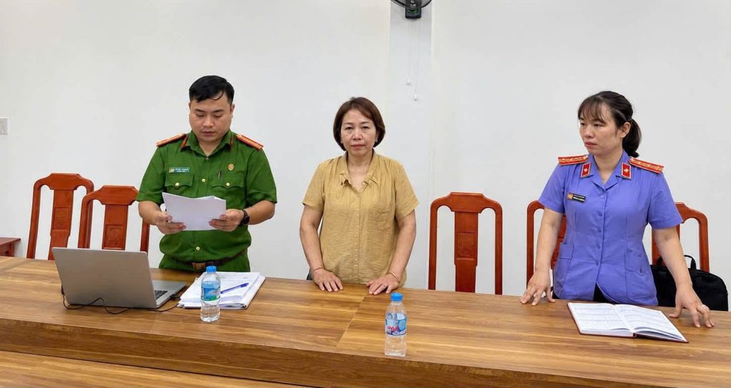 Lời khai của nữ chủ cửa hàng trộn hàn the vào hàng trăm kg giò chả缩略图