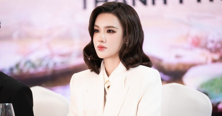 Nữ giám đốc 23 tuổi giành Miss Earth Water tại Philippines, vóc dáng nóng bỏng, đẹp như tạc缩略图
