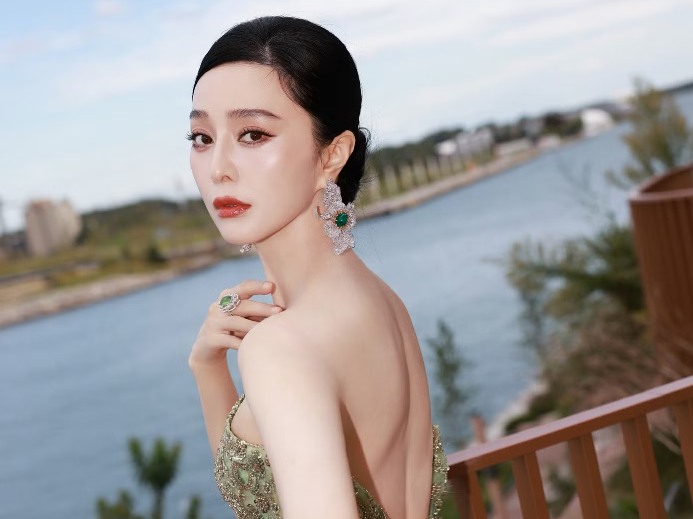 Phạm Băng Băng có cảnh 18+ quá táo bạo缩略图 Phạm Băng Băng có cảnh 18+ quá táo bạo缩略图