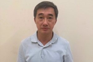 Thứ trưởng Bộ Y tế Trần Văn Thuấn bị bắt tạm giam缩略图
