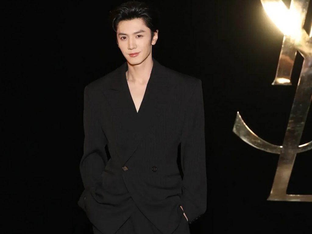 Trần Triết Viễn ngày càng ra dáng một Saint Laurent Man缩略图 Trần Triết Viễn ngày càng ra dáng một Saint Laurent Man缩略图