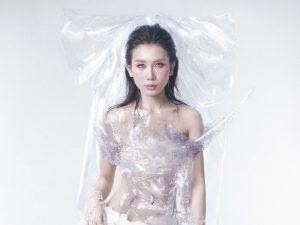 UMIE viết 100 bản demo trong hơn 2 năm “ẩn mình”缩略图