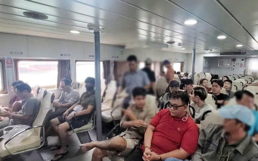 An Giang khởi tố 96 người trong đường dây đánh bạc và rửa tiền xuyên quốc gia缩略图 An Giang khởi tố 96 người trong đường dây đánh bạc và rửa tiền xuyên quốc gia缩略图