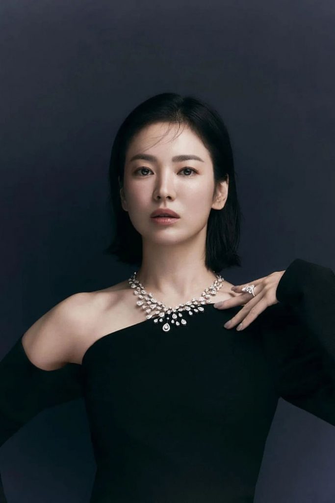 Các nàng hậu phối trang sức thanh nhã như Song Hye Kyo缩略图 Các nàng hậu phối trang sức thanh nhã như Song Hye Kyo缩略图