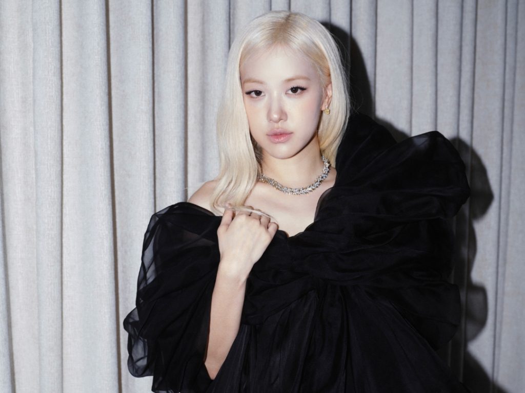 Rosé tri ân Anthony Vaccarello trong màn debut Academy Museum Gala 2026缩略图