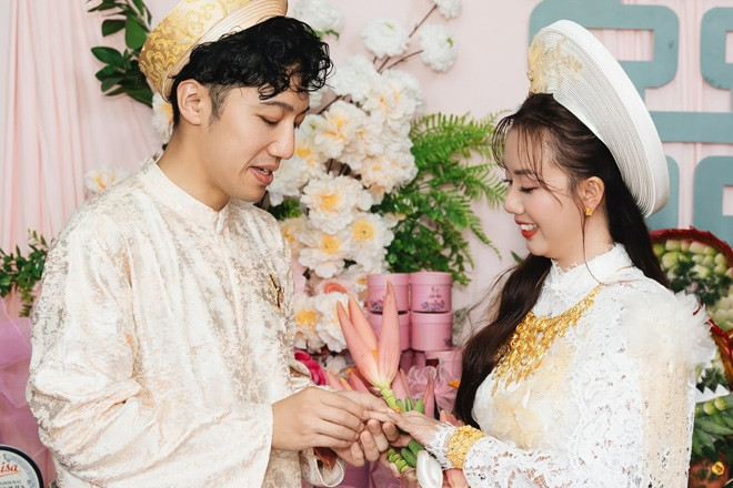 Chú rể Nhật Bản dành hết tiền tiết kiệm mua sính lễ sang cưới cô gái TP. HCM缩略图 Chú rể Nhật Bản dành hết tiền tiết kiệm mua sính lễ sang cưới cô gái TP. HCM缩略图