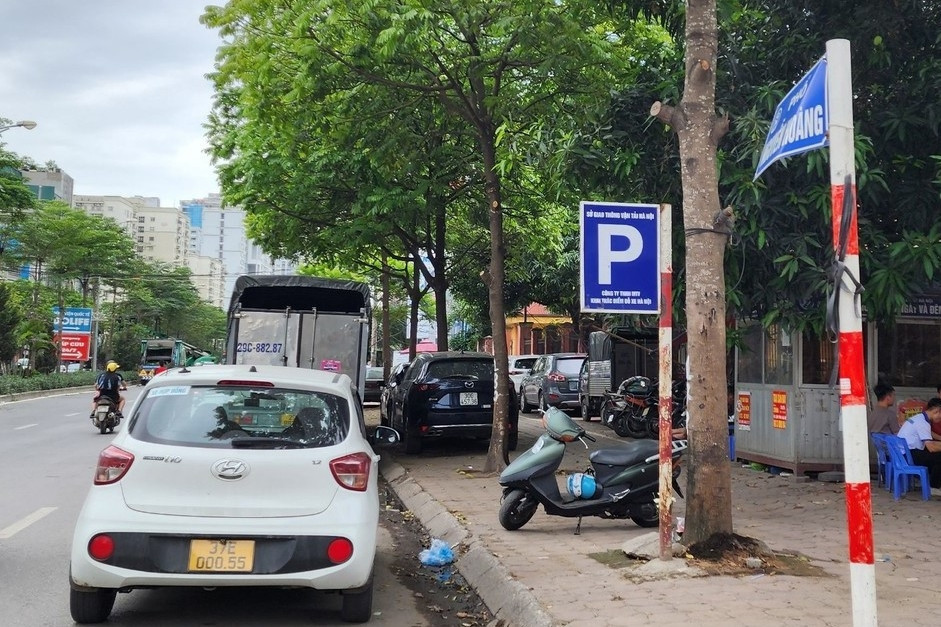 Hà Nội tăng phí trông giữ xe, 12 tuyến phố có giá gửi ô tô 50 nghìn đồng/giờ缩略图 Hà Nội tăng phí trông giữ xe, 12 tuyến phố có giá gửi ô tô 50 nghìn đồng/giờ缩略图
