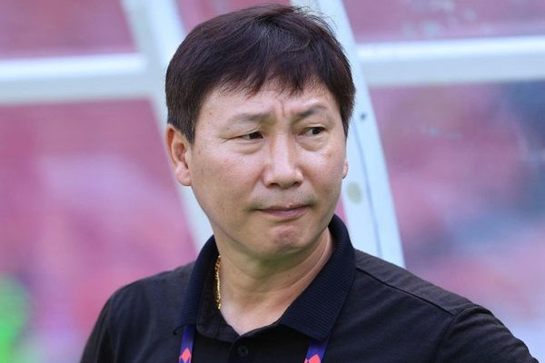 HLV Kim Sang-sik: 'Tôi xin lỗi, tôi xin nhận hết trách nhiệm về trận thua này của ĐT Việt Nam'缩略图 HLV Kim Sang-sik: 'Tôi xin lỗi, tôi xin nhận hết trách nhiệm về trận thua này của ĐT Việt Nam'缩略图
