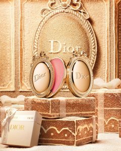 Hộp son dưỡng môi Dior Médaillon là hottest beauty item của mùa lễ hội缩略图
