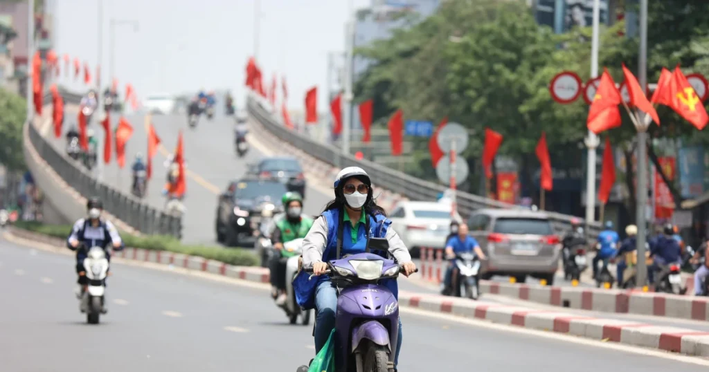 Không khí lạnh vừa xuống đã tan, miền Bắc tiếp tục nóng缩略图 Không khí lạnh vừa xuống đã tan, miền Bắc tiếp tục nóng缩略图