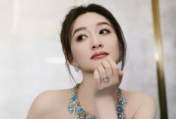 'Chị đẹp' nổi tiếng xác nhận ly hôn chồng doanh nhân sau 11 năm chung sống缩略图 'Chị đẹp' nổi tiếng xác nhận ly hôn chồng doanh nhân sau 11 năm chung sống缩略图