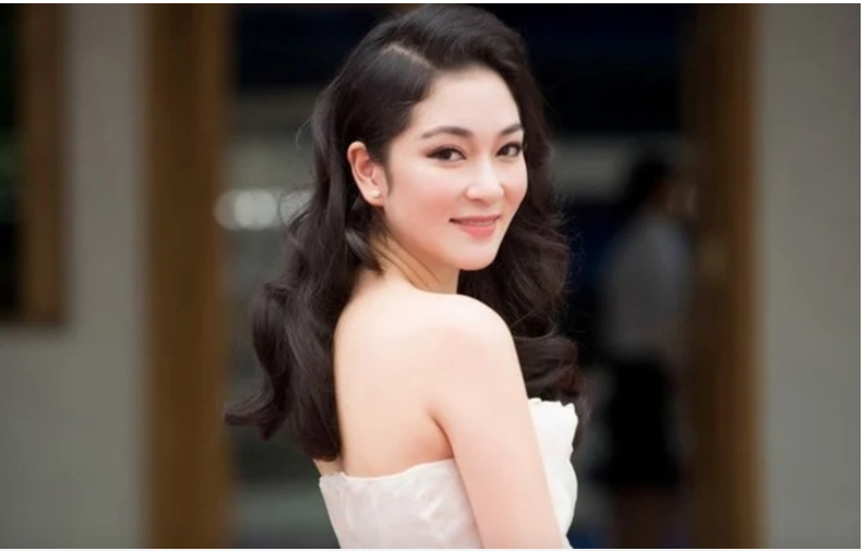 Nàng hậu quê Hải Phòng trở thành tiến sĩ ở tuổi 41, đăng quang khi mới 19 tuổi, từng lọt Top 15 thế giới缩略图 Nàng hậu quê Hải Phòng trở thành tiến sĩ ở tuổi 41, đăng quang khi mới 19 tuổi, từng lọt Top 15 thế giới缩略图
